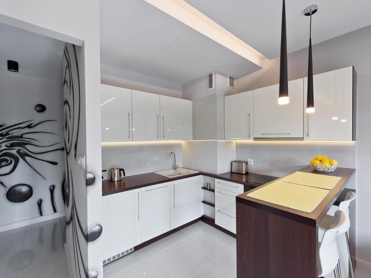 Athome Apartment *
